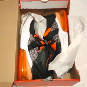 Nike air force 270 safari size 10.5